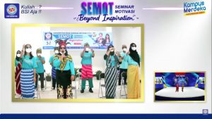 Maba Universitas BSI Gembira Ikuti Semot Secara Daring