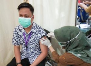 Guru dan Staf Sampoerna Academy BSD Telah Dapatkan Vaksinasi Booster