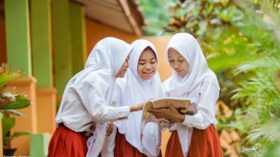 Ingin Lanjut Sekolah ke Tingkat SMP, Simak 5 Cara Memilih SMP Terbaik Disini