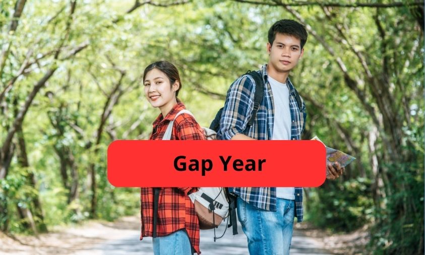 Ragu Pilih Gap Year atau Langsung Kuliah? Kampus Ini Punya Jawabannya