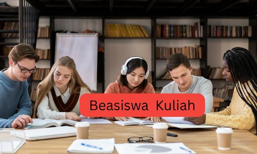 Mimpi Kuliah Tak Perlu Tertunda! Beasiswa UBSI Kampus Kalimalang Siap Antar Kamu ke Gerbang Sukses