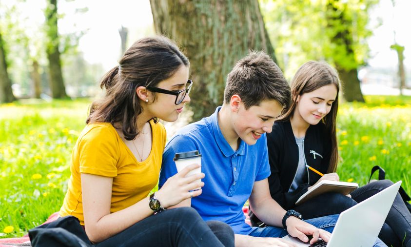 Kampus Favorit di Jaksel, UBSI Kampus Fatmawati Jadi Pilihan Anak Muda untuk Kuliah dan Berkembang di Era Digital