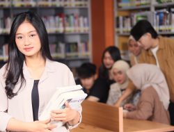 Ingin Kuliah Sambil Kerja? Kenali Pilihan Kelas Karyawan di Jakarta