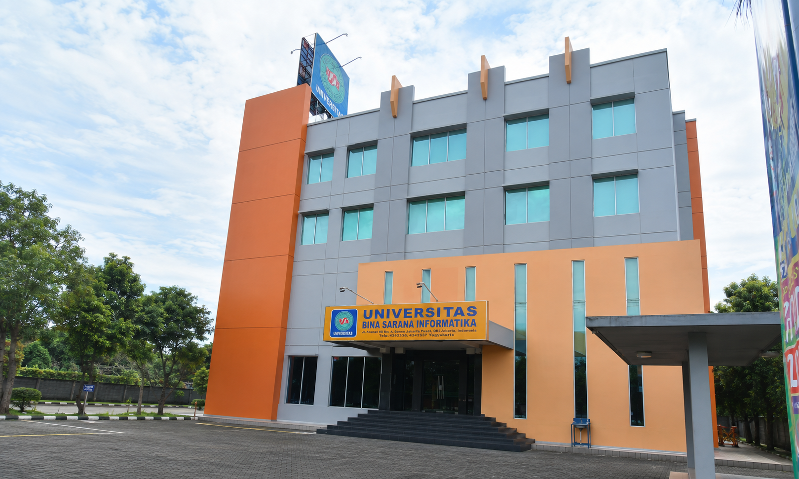 Kampus Terbaik di Jogja