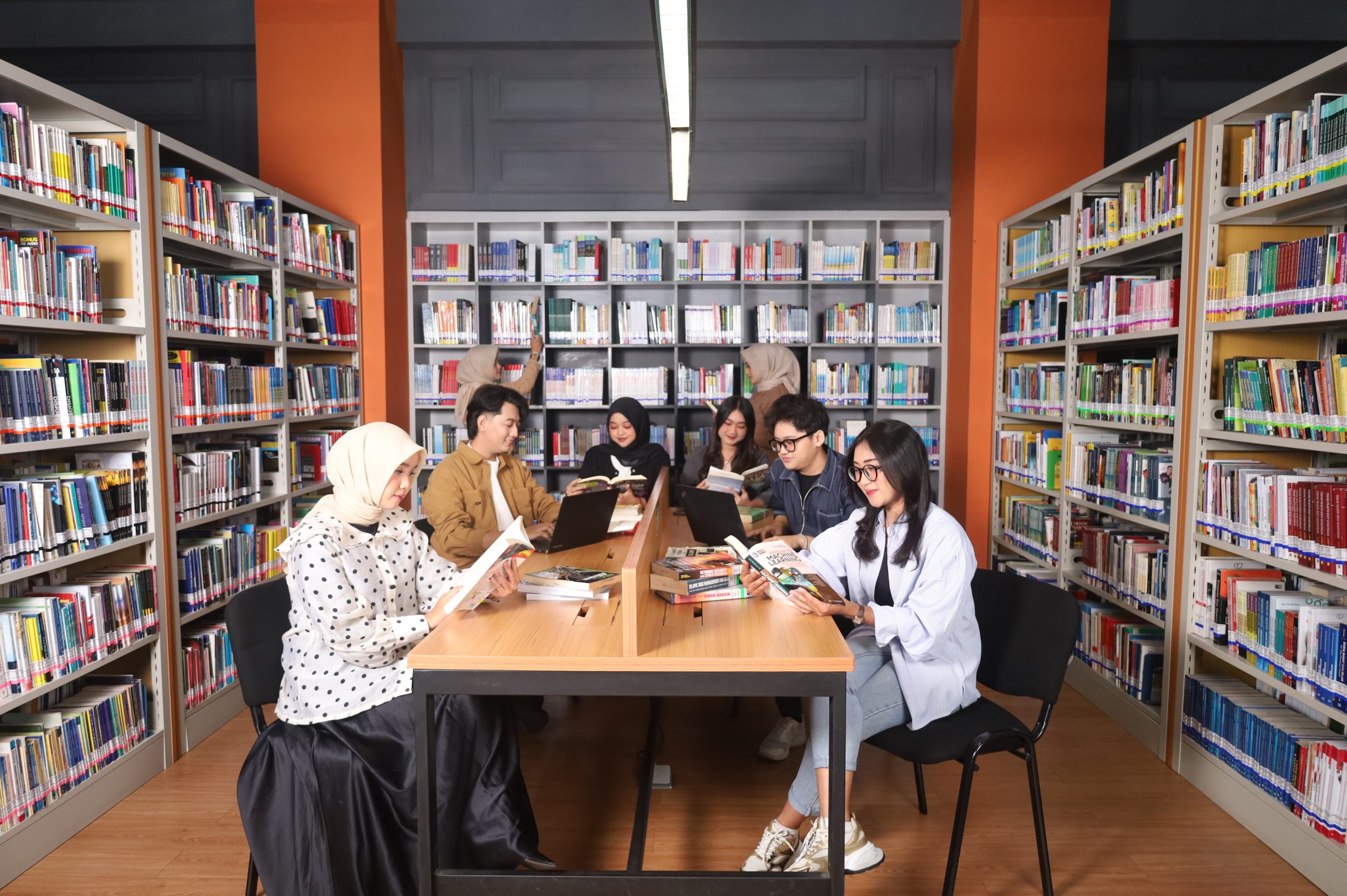 Kuliah Kelas Karyawan
