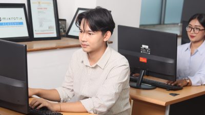 kelas karyawan di Tegal